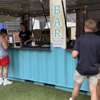 012 island creek oysters raw bar boston seaport signs zebra visuals