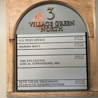 Zebra Visuals Wayfinding Signs 03