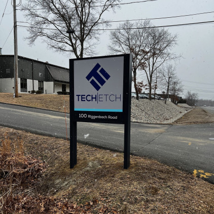 Tech Etch custom pylon sign by Zebra Visuals Plymouth Mass.